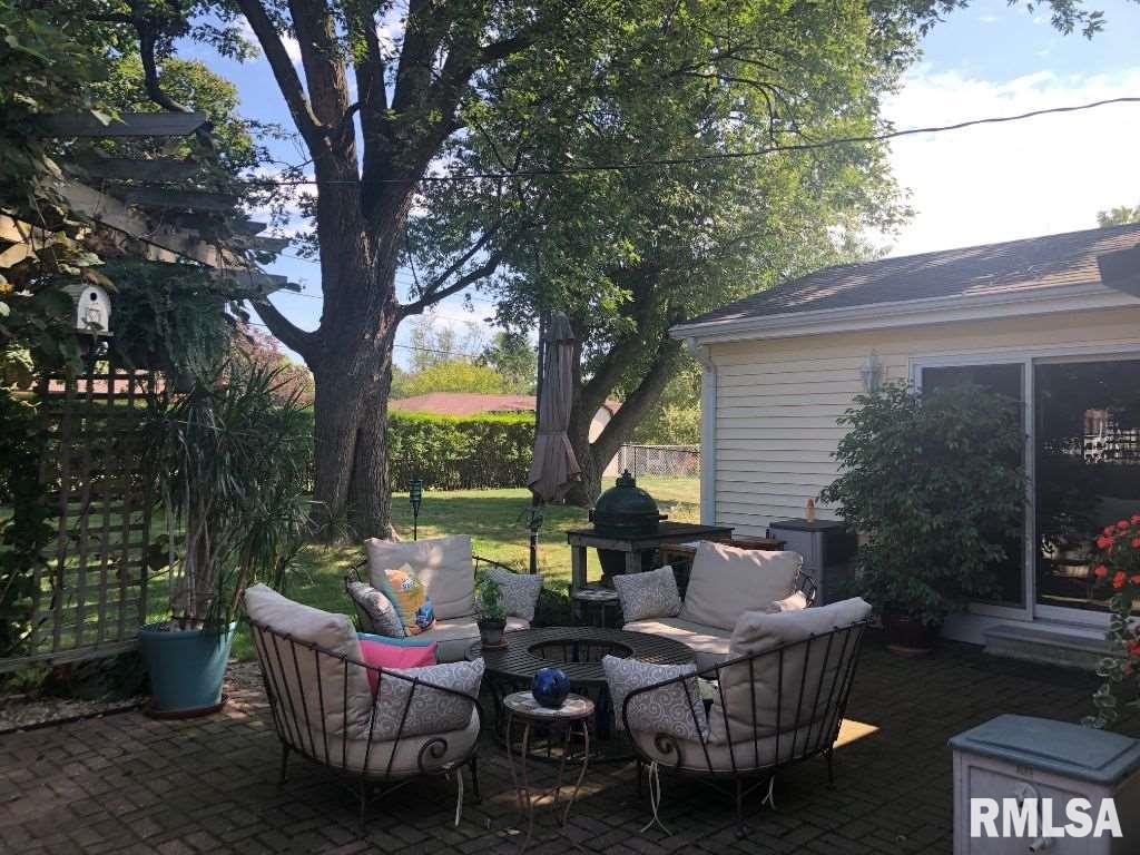 1001 Hampton Road Washington, IL 61571 - Photo 18 of 18 Gallery Image 18