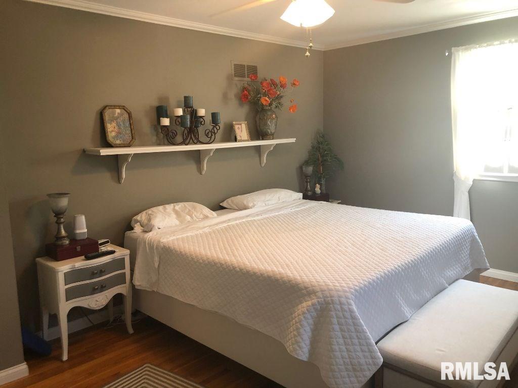 1001 Hampton Road Washington, IL 61571 - Photo 9 of 18 Gallery Image 9