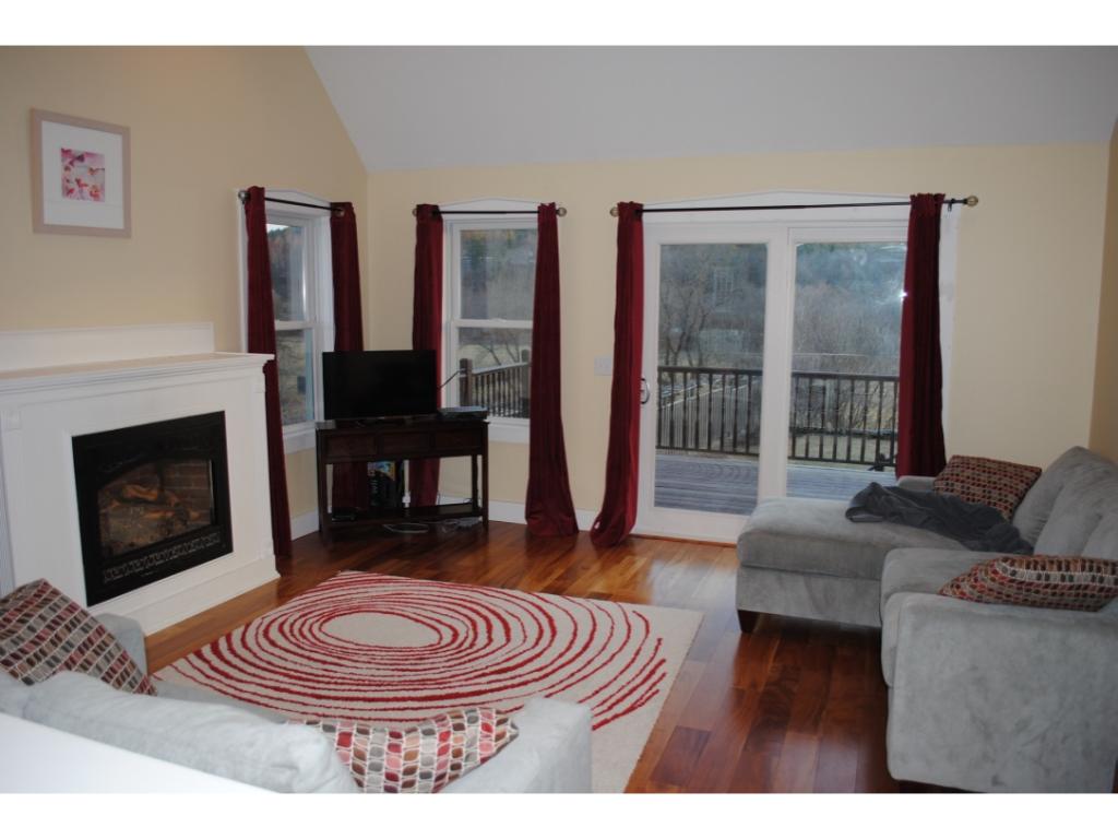 2050 Quechee Main Street Hartford, VT 05059 - Photo 11 of 24 Gallery Image 11