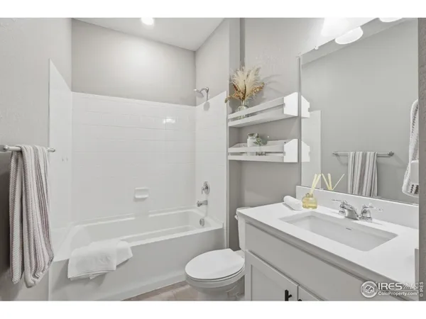 $564,900 | 1572 Illingworth Drive, Windsor, CO 80550
