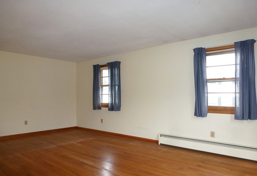 41 Coolidge Road Chicopee, MA 01013 - Photo 4 of 13