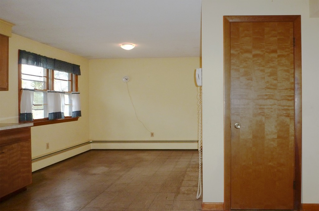 41 Coolidge Road Chicopee, MA 01013 - Photo 6 of 13