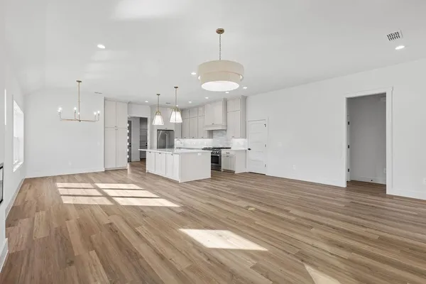 $465,000 | 115 Palisades Drive, Gordonville, TX 76245