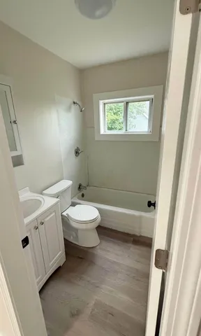 $1,850 | 388 Belmont Street, Unit 2, Manchester, NH 03103