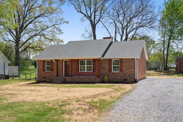 $327,500 | 143 Kimberly Street, Portland, TN 37148
