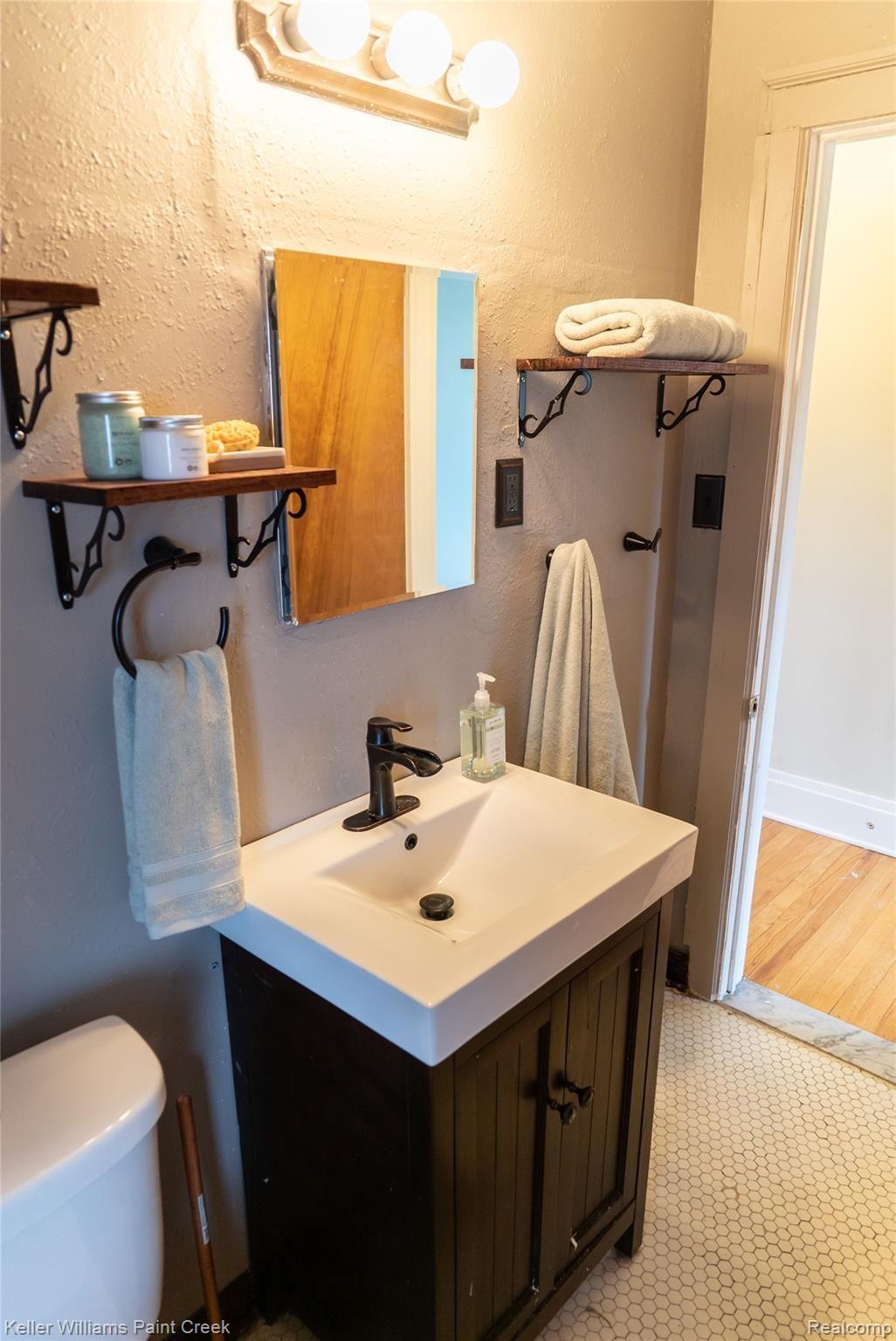 16759 Edinborough Road Detroit, MI 48219 - Photo 19 of 31 DSC04470.jpg
