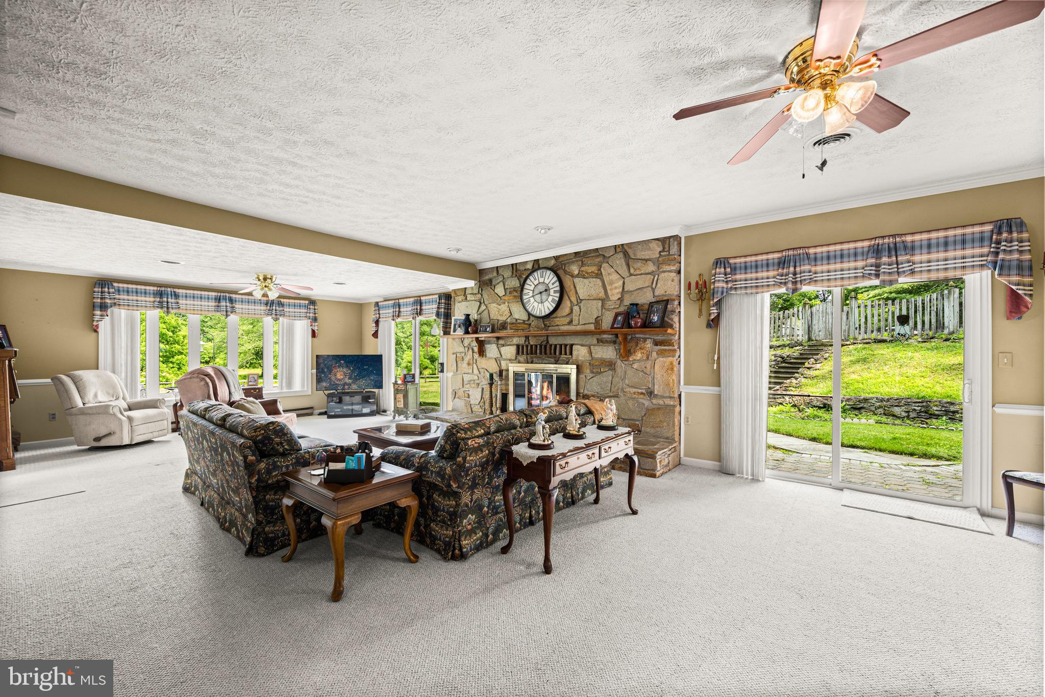 1039 Arnold Road Westminster, MD 21157 - Photo 24 of 49 Gallery Image 24