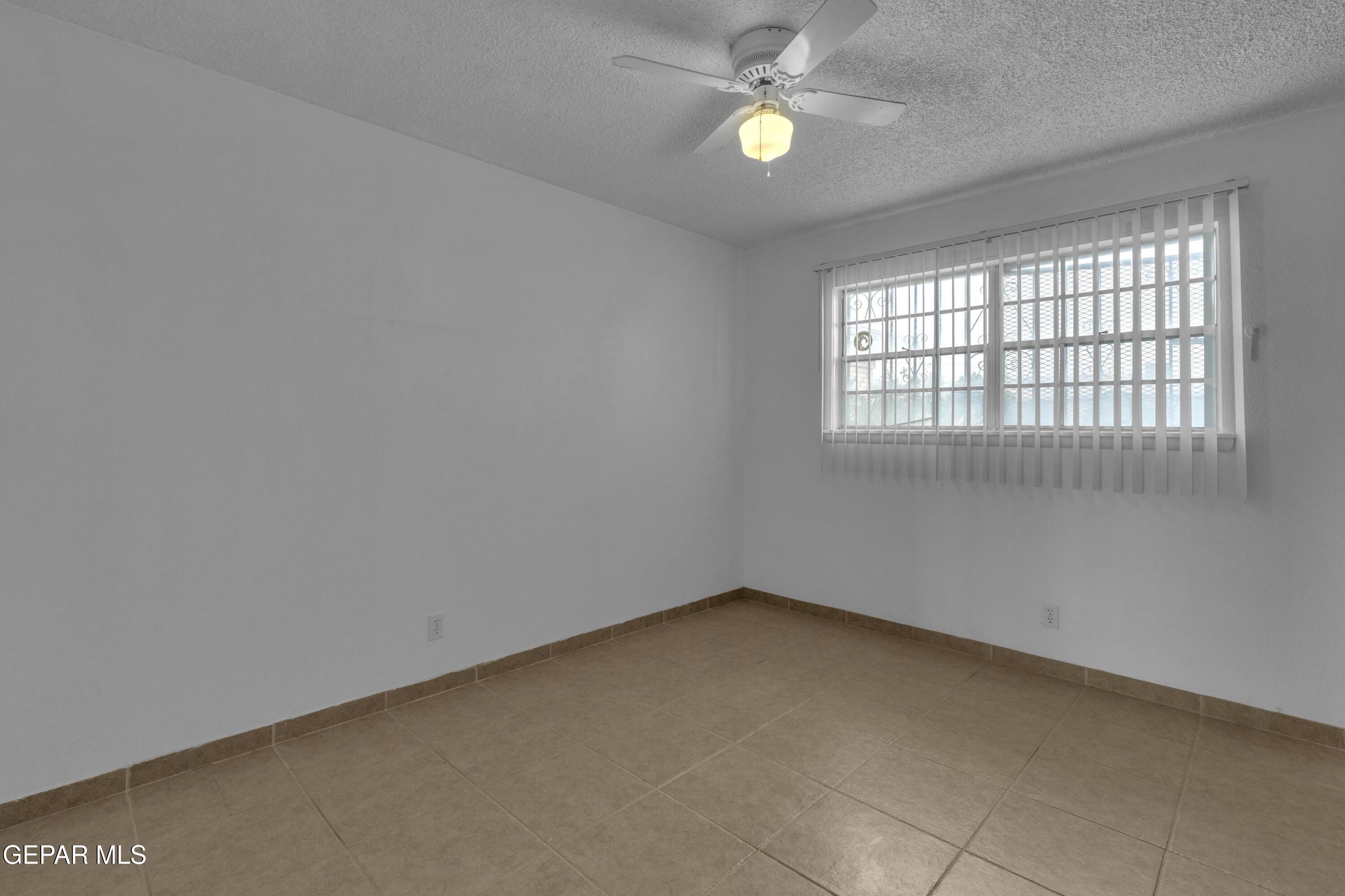 337 Clairemont Road El Paso, TX 79912 - Photo 32 of 45 2 (28)
