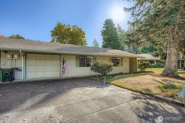 $289,500 | 3300 Carpenter Road Southeast, Unit 100, Lacey, WA 98503
