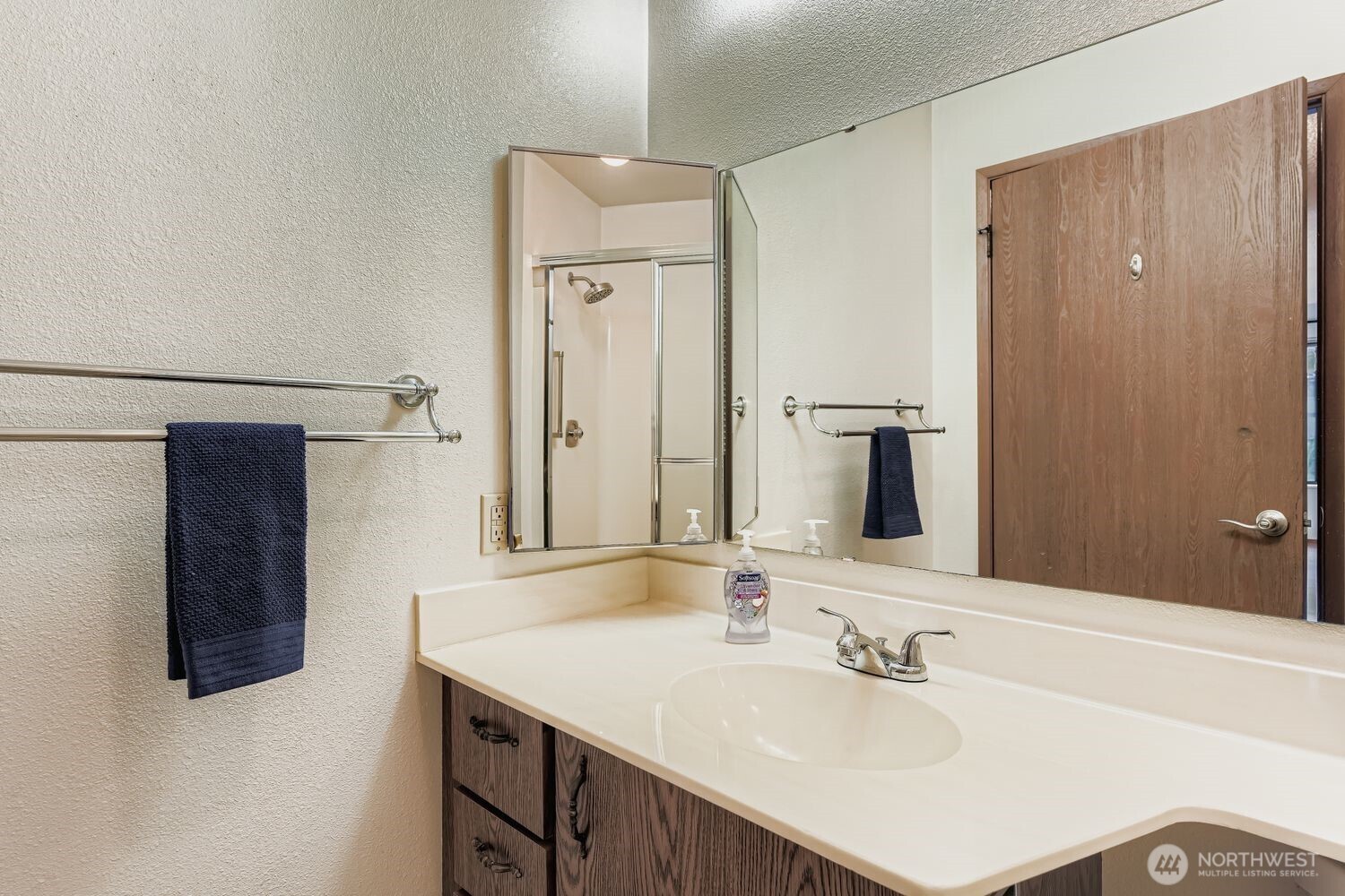 3300 Carpenter Road Southeast, Unit 100 Lacey, WA 98503 - Photo 17 of 38 Gallery Image 17