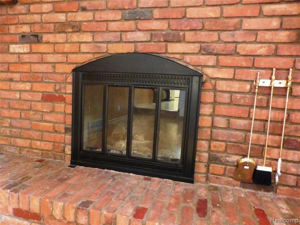 736 Wilwood Road Rochester Hills, MI 48309 - Photo 15 of 47