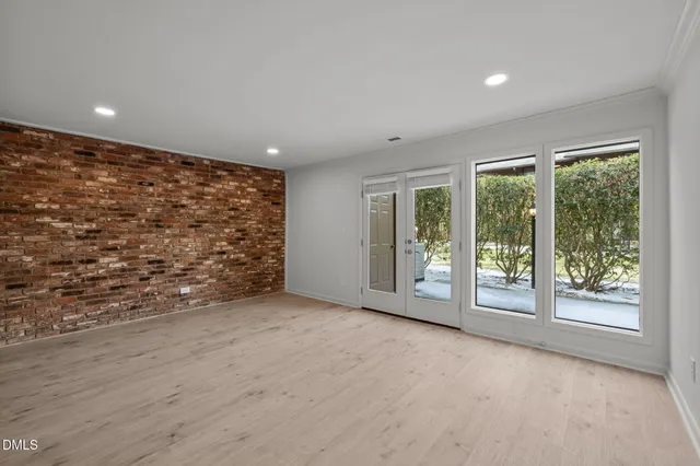 $320,000 | 302 Oak Tree Drive, Chapel Hill, NC 27517