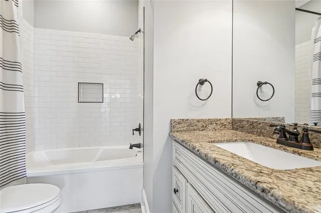 $425,000 | 800 North Bengal Road, Metairie, LA 70003