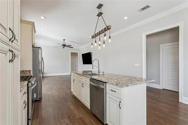 $425,000 | 800 North Bengal Road, Metairie, LA 70003