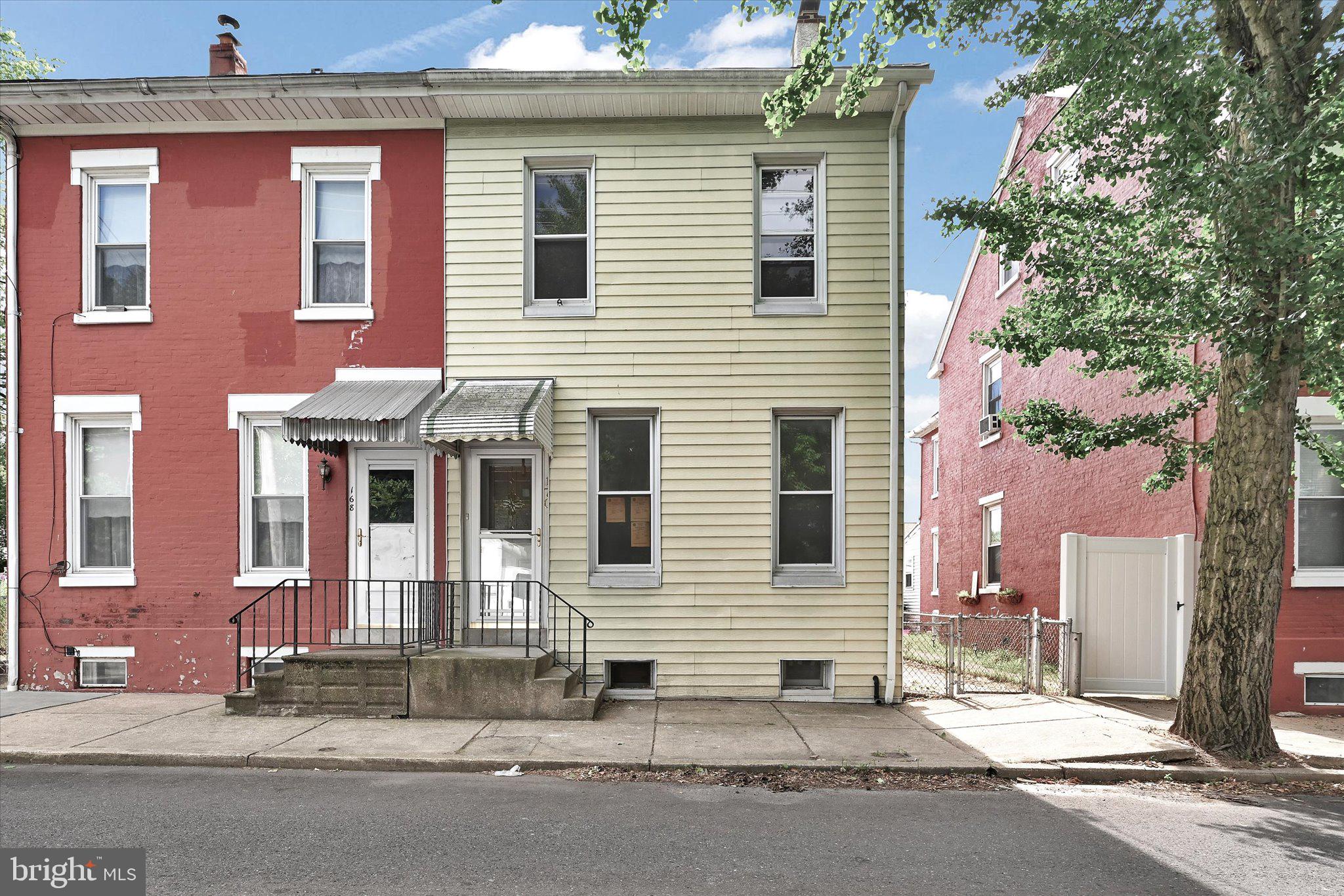 170 South Franklin Street Pottstown, PA 19464 - Photo 2 of 31 a front view of a house