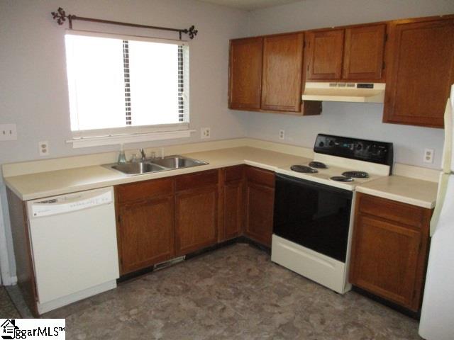 101 Pendleton Court, Unit A2 Easley, SC 29640 - Photo 5 of 10 Gallery Image 5
