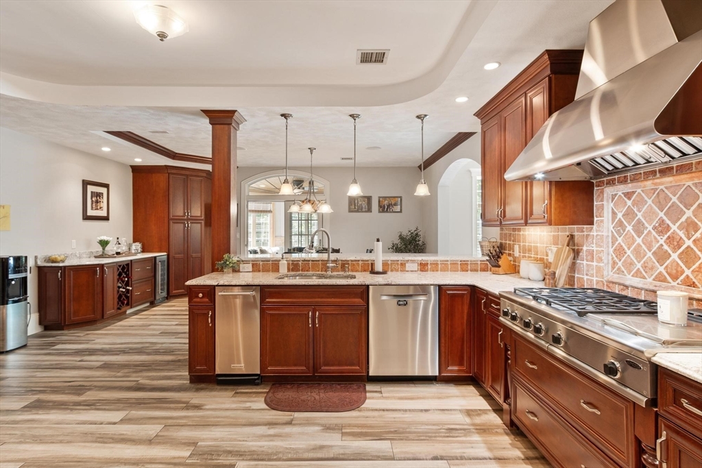 24 Mill Road Wilmington, MA 01887 - Photo 5 of 42