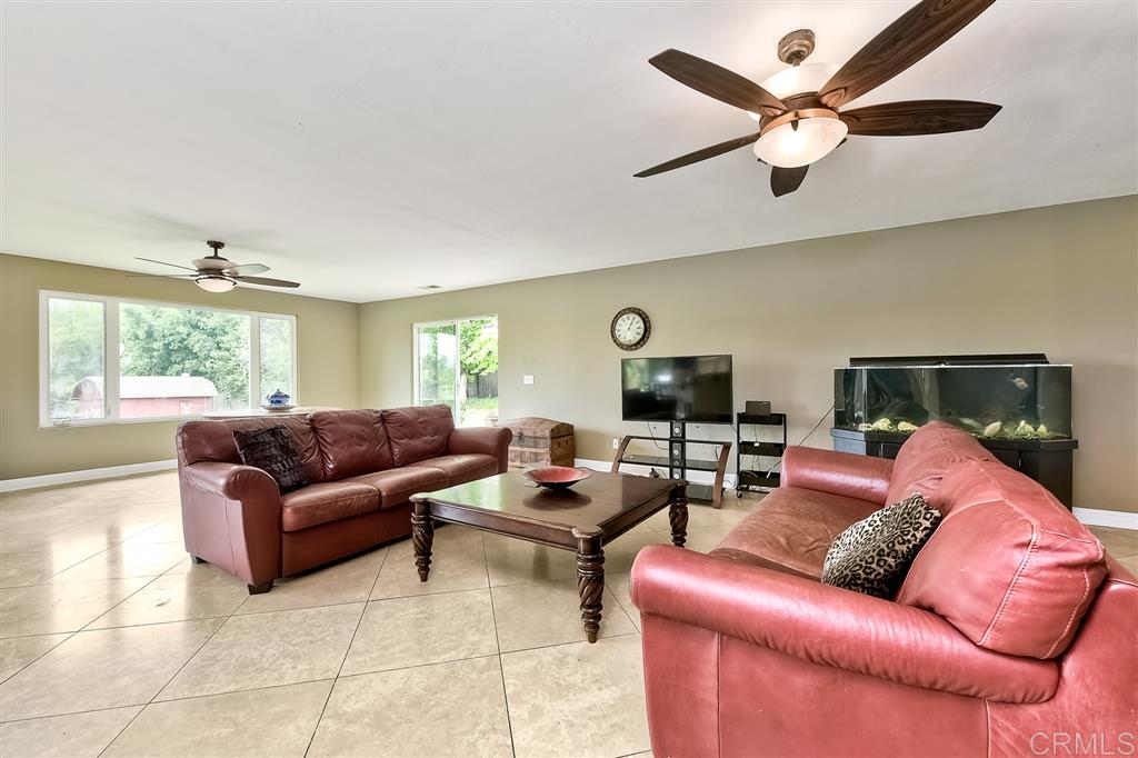 4472 La Canada Road Fallbrook, CA 92028 - Photo 11 of 24