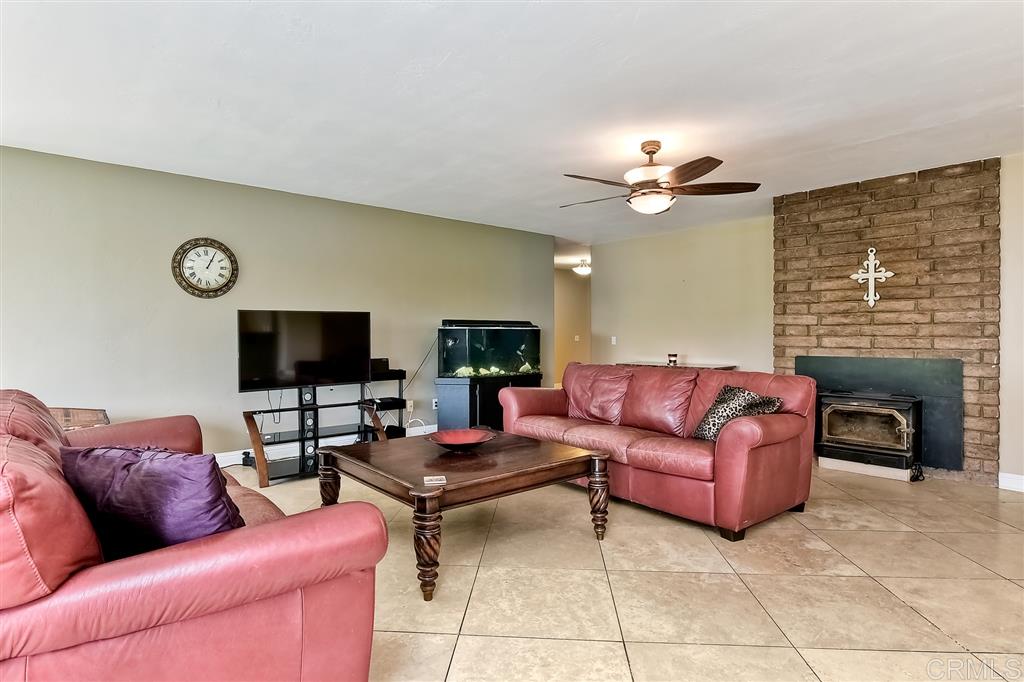 4472 La Canada Road Fallbrook, CA 92028 - Photo 10 of 24