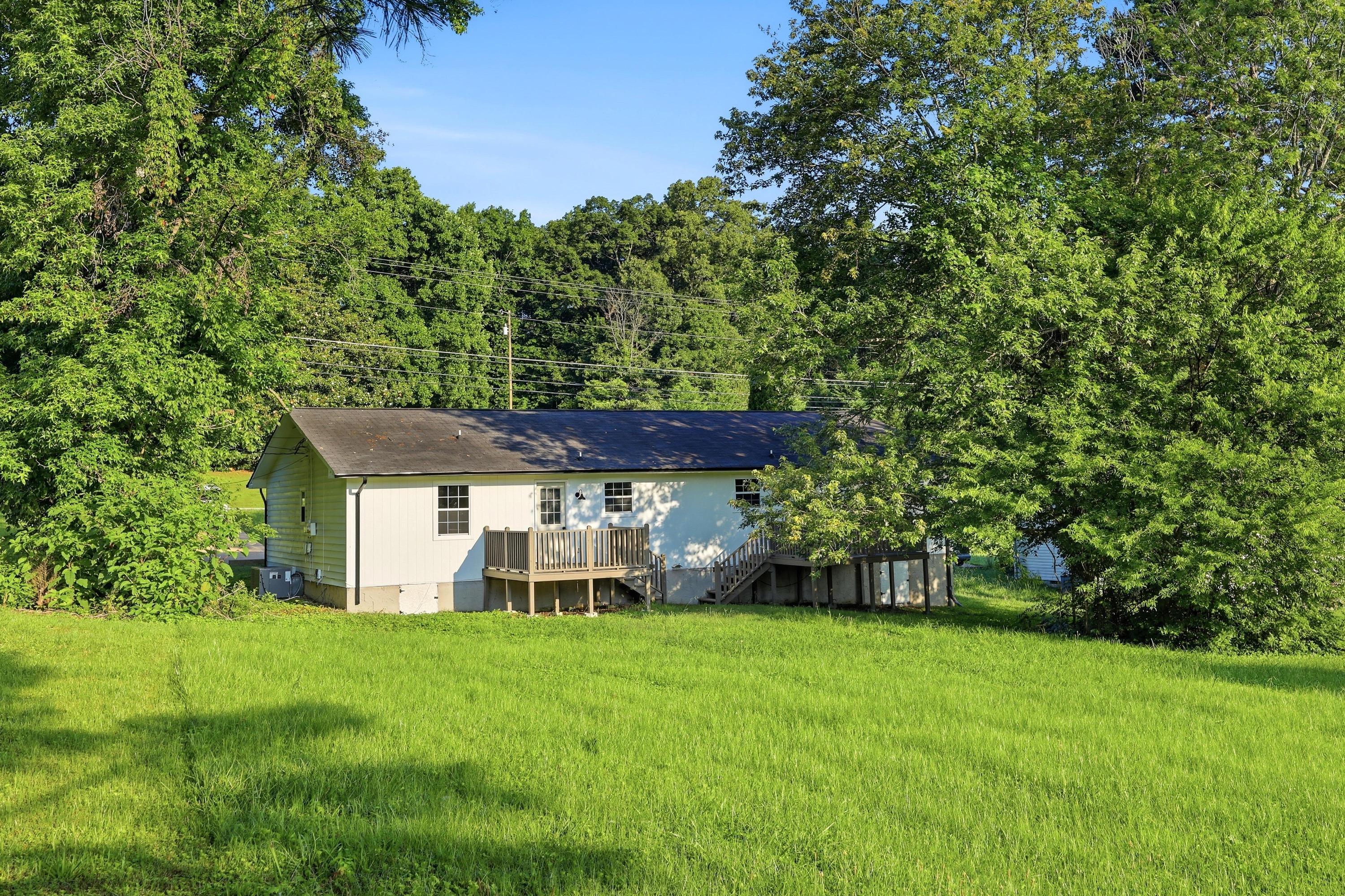 382 Smitherman Road Ringgold, GA 30736 - Photo 4 of 25 2026_06_June_382_Smitherman_Rd_0004