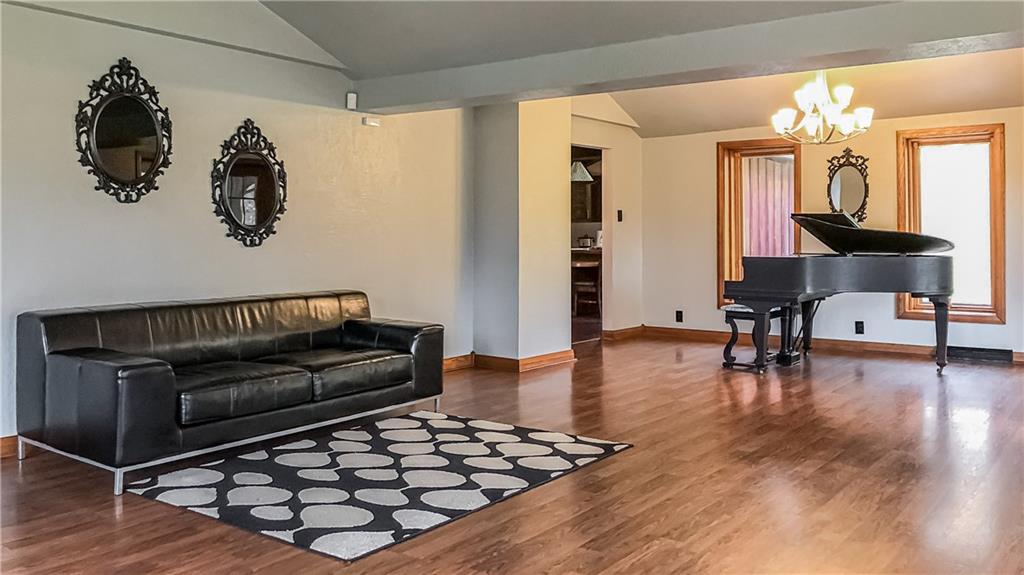 365 Rochester Road Rochester, PA 15074 - Photo 5 of 25