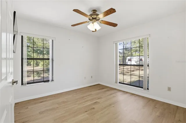 $369,900 | 5070 Northeast 52nd Place, High Springs, FL 32643