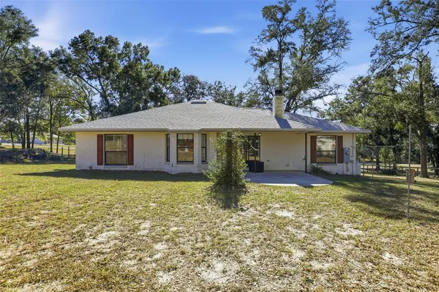 $369,900 | 5070 Northeast 52nd Place, High Springs, FL 32643
