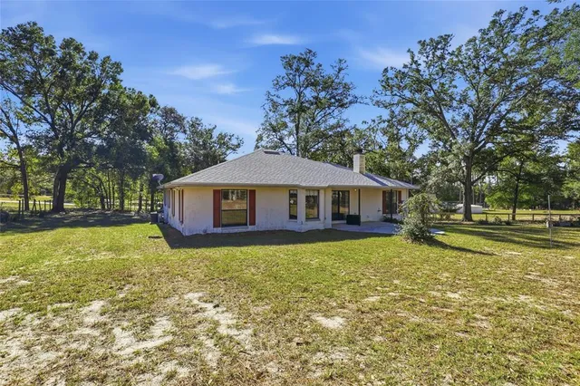$369,900 | 5070 Northeast 52nd Place, High Springs, FL 32643
