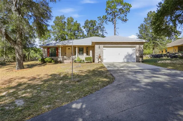 $369,900 | 5070 Northeast 52nd Place, High Springs, FL 32643