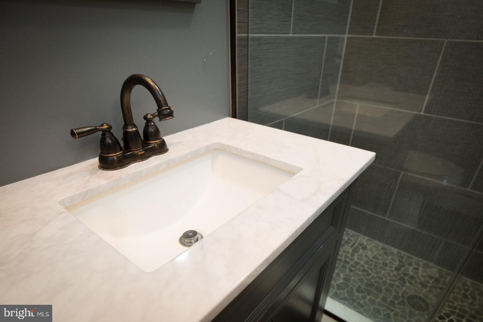 2430 Edgely Road Levittown, PA 19057 - Photo 21 of 52 Gallery Image 21