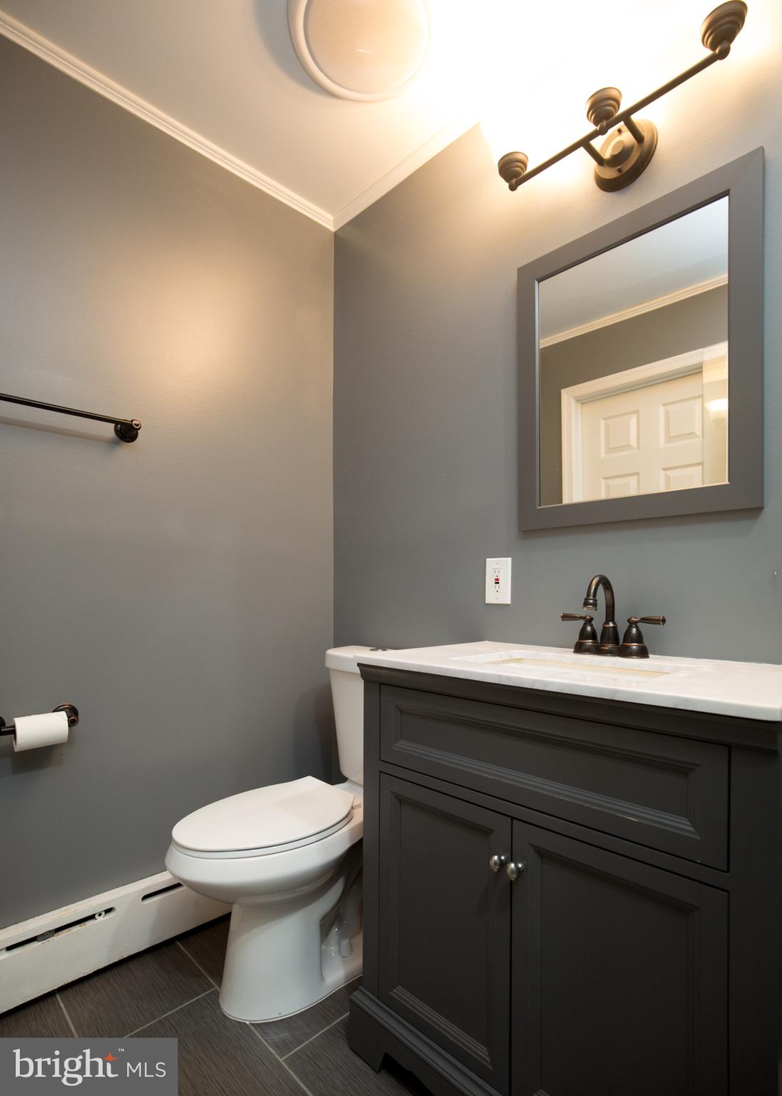 2430 Edgely Road Levittown, PA 19057 - Photo 23 of 52 Gallery Image 23
