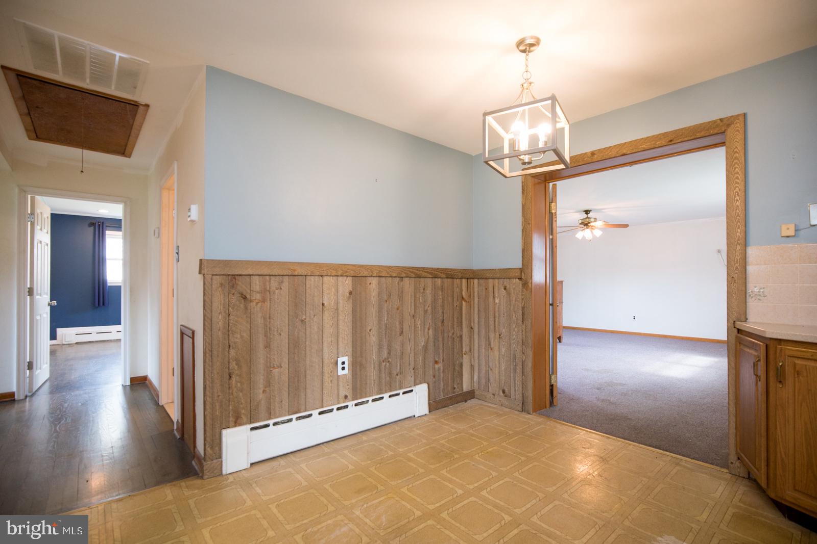 2430 Edgely Road Levittown, PA 19057 - Photo 28 of 52 Gallery Image 28