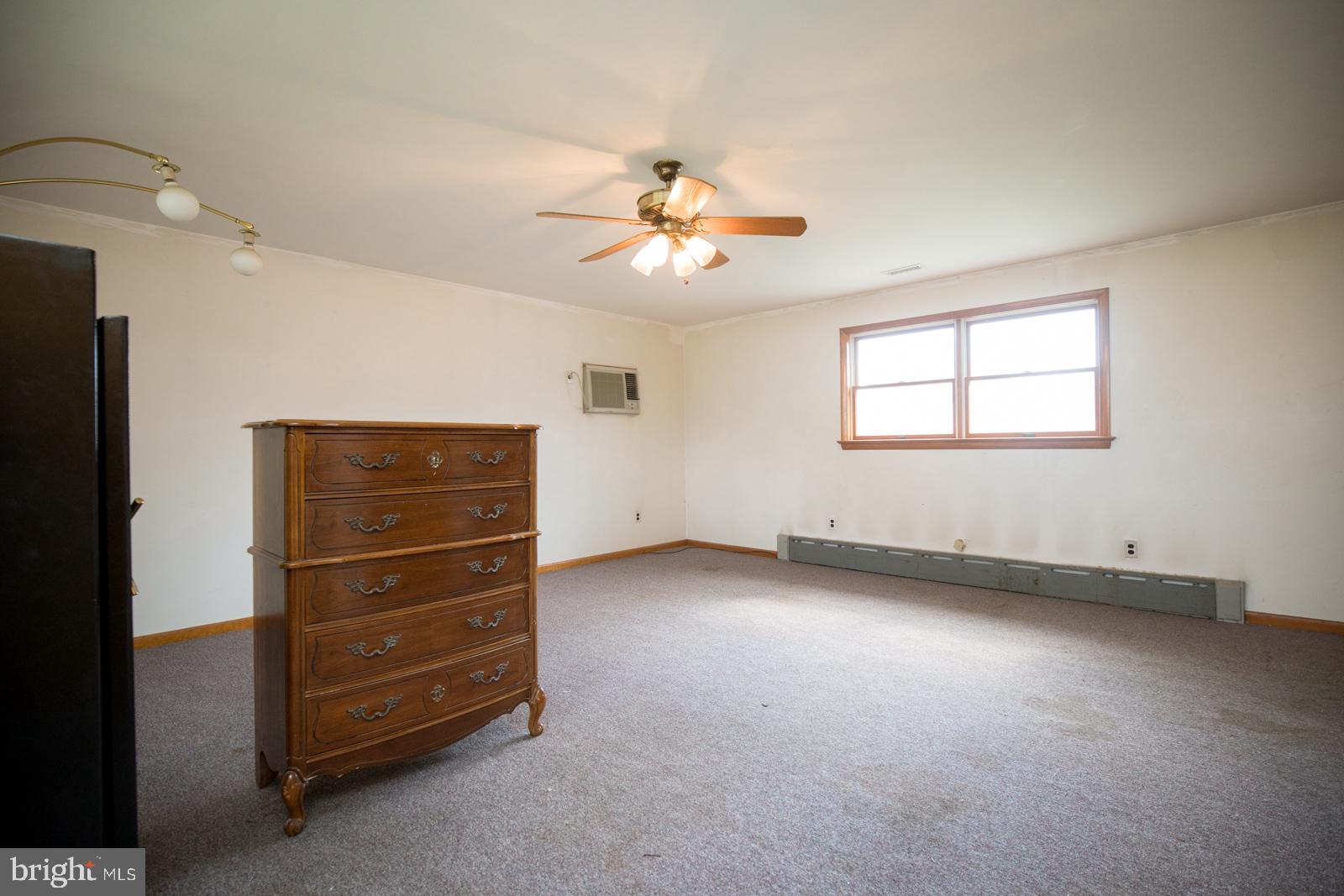 2430 Edgely Road Levittown, PA 19057 - Photo 33 of 52 Gallery Image 33