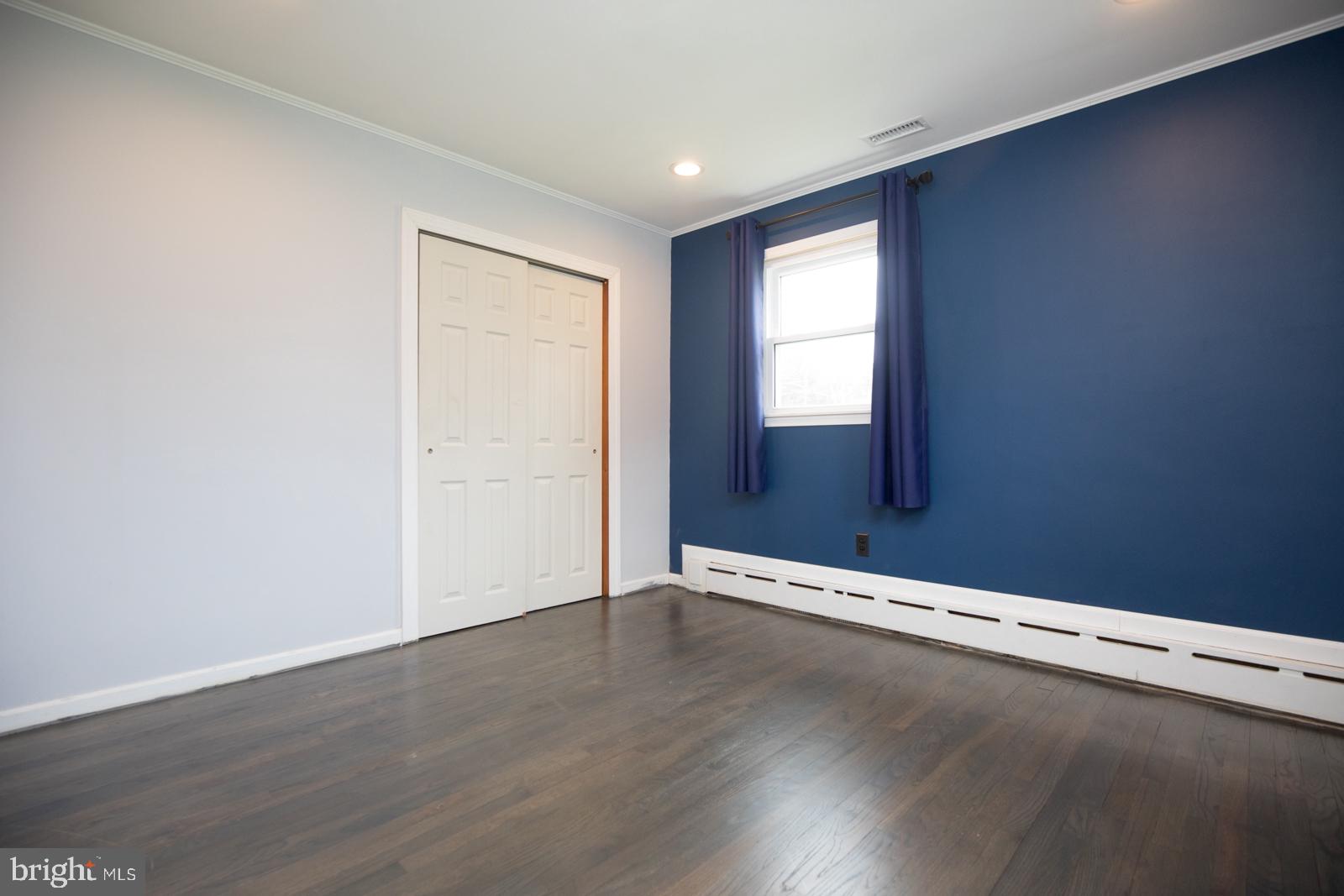 2430 Edgely Road Levittown, PA 19057 - Photo 36 of 52 Gallery Image 36