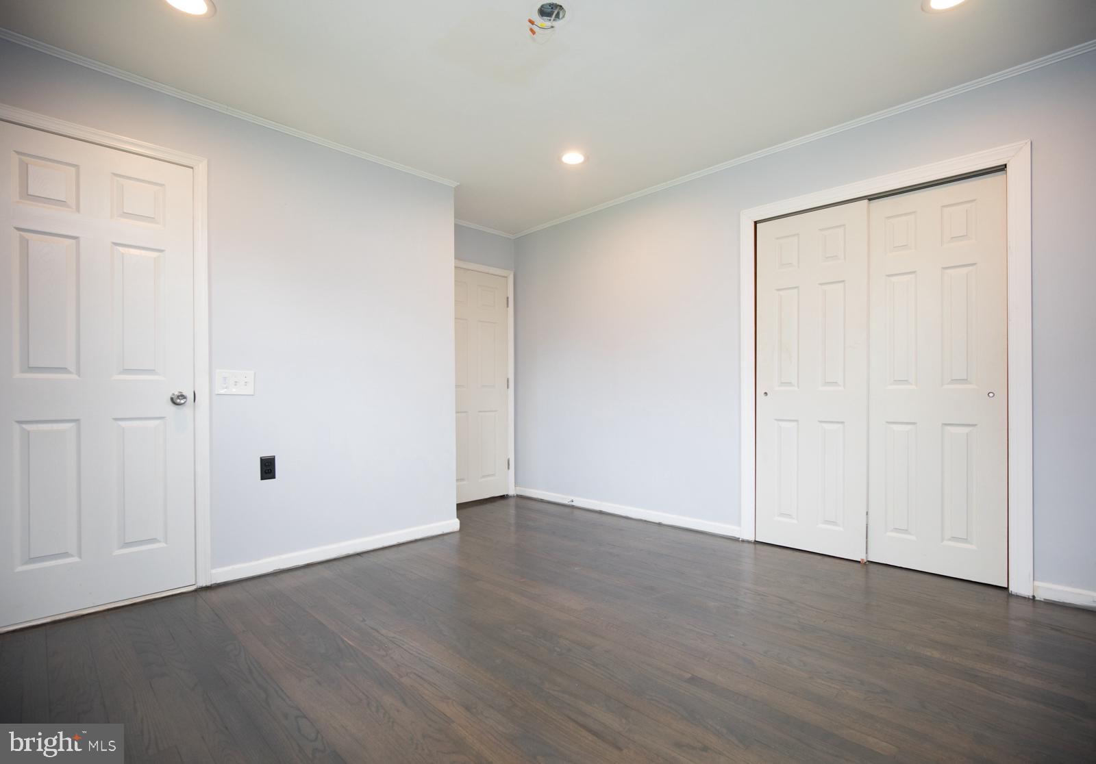2430 Edgely Road Levittown, PA 19057 - Photo 37 of 52 Gallery Image 37