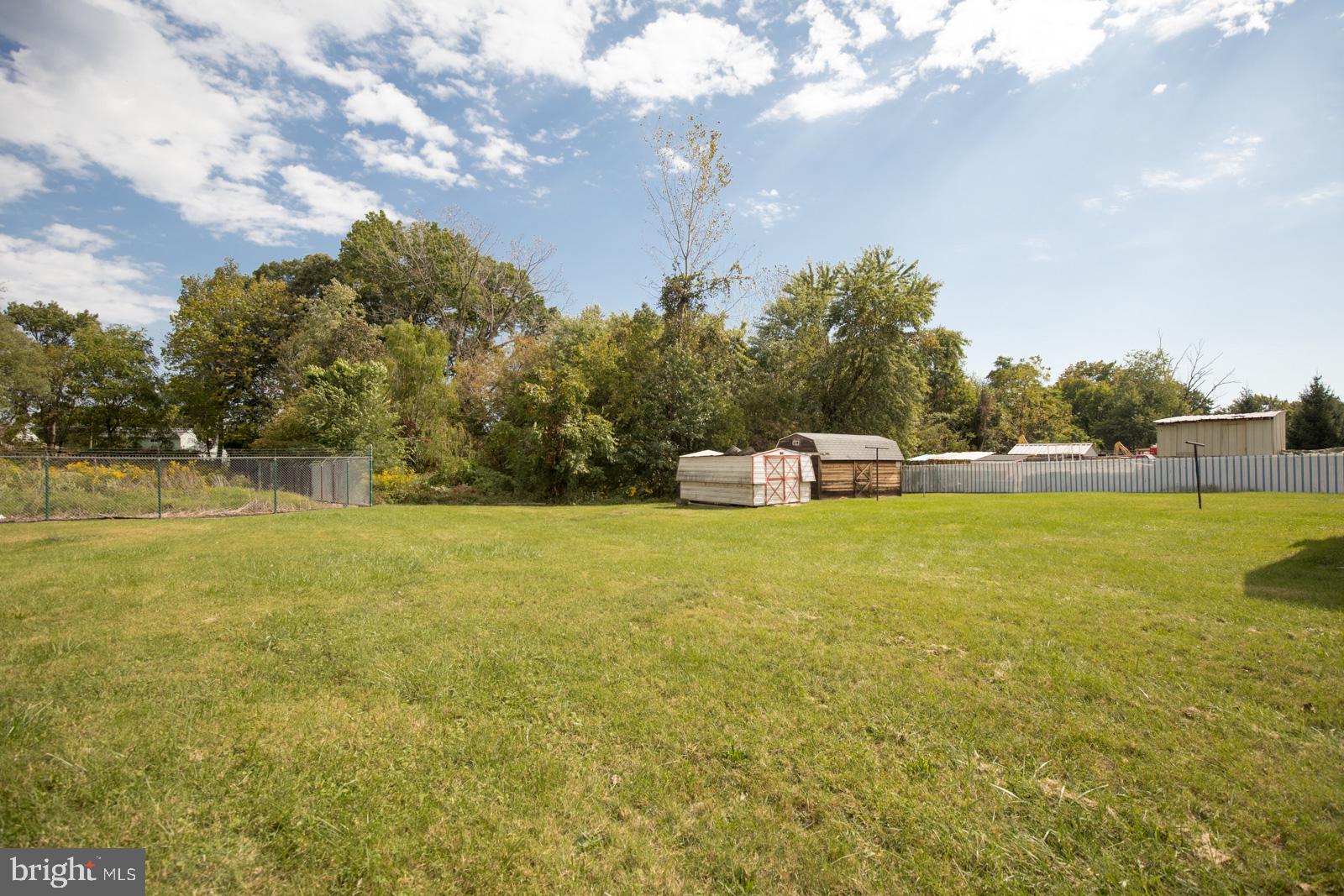 2430 Edgely Road Levittown, PA 19057 - Photo 9 of 52 Gallery Image 9