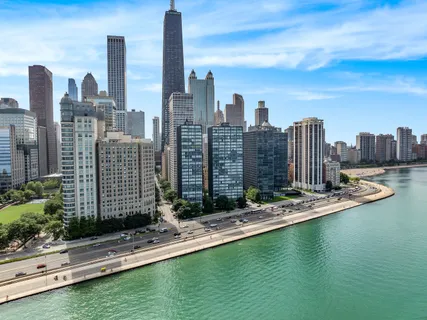$560,000 | 880 North Lake Shore Drive, Unit 12GH, Chicago, IL 60611