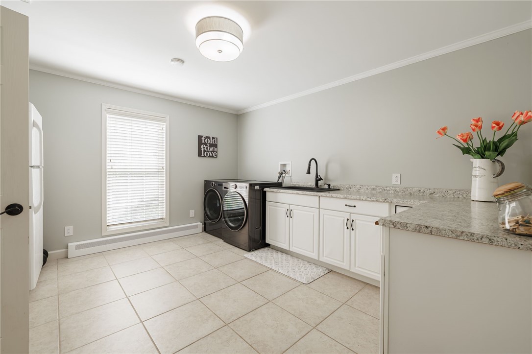 6126 Rossier Road Canandaigua Town, NY 14424 - Photo 12 of 50