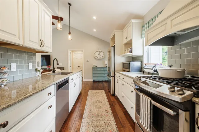 $2,695,000 | 6126 Rossier Road, Canandaigua Town, NY 14424