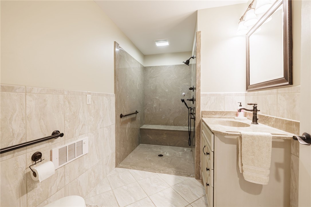 6126 Rossier Road Canandaigua Town, NY 14424 - Photo 28 of 50 In-law bathroom
