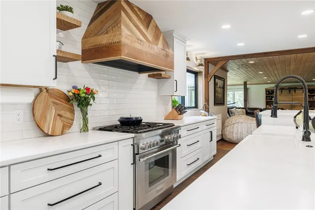 $2,695,000 | 6126 Rossier Road, Canandaigua Town, NY 14424