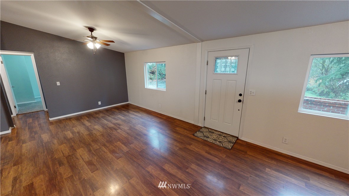 858 Southwest J H Road Port Orchard, WA 98367 - Photo 14 of 18 Gallery Image 14