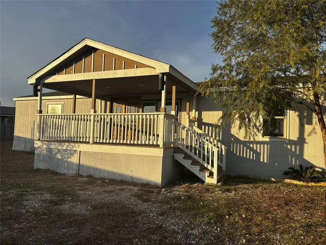 $1,995 | 120 Scarlet Ibis Pass, Del Valle, TX 78617