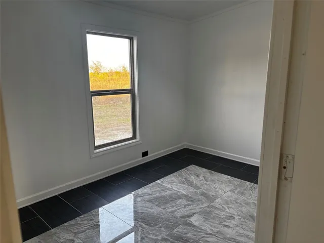 $1,995 | 120 Scarlet Ibis Pass, Del Valle, TX 78617