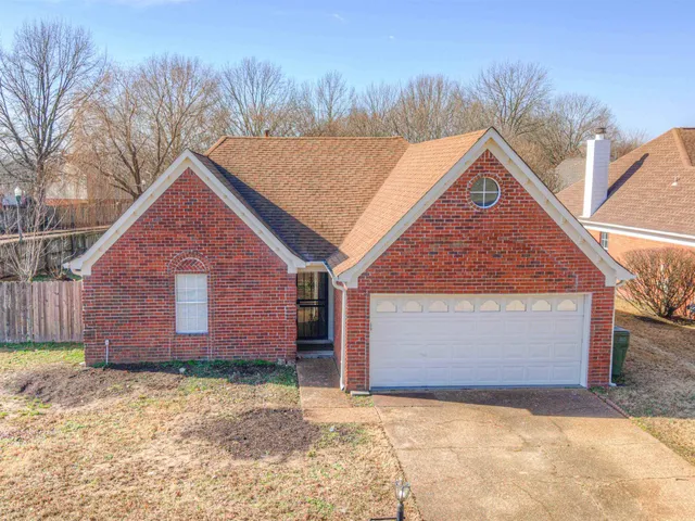 $230,000 | 2315 Valley Edge Cove, Memphis, TN 38016