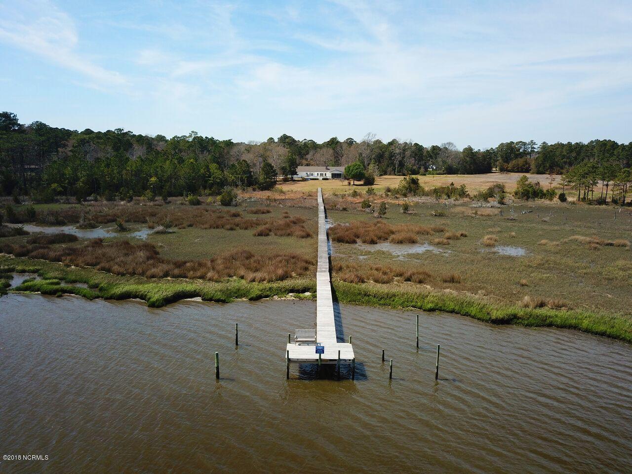 153 Point Road Newport, NC 28570 - Photo 29 of 30 Dock