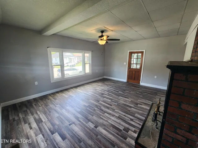 $150,000 | 308 East Prospect Street, La Follette, TN 37766