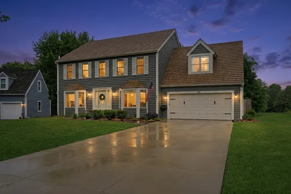 $550,000 | 269 Concord Square, Gurnee, IL 60031