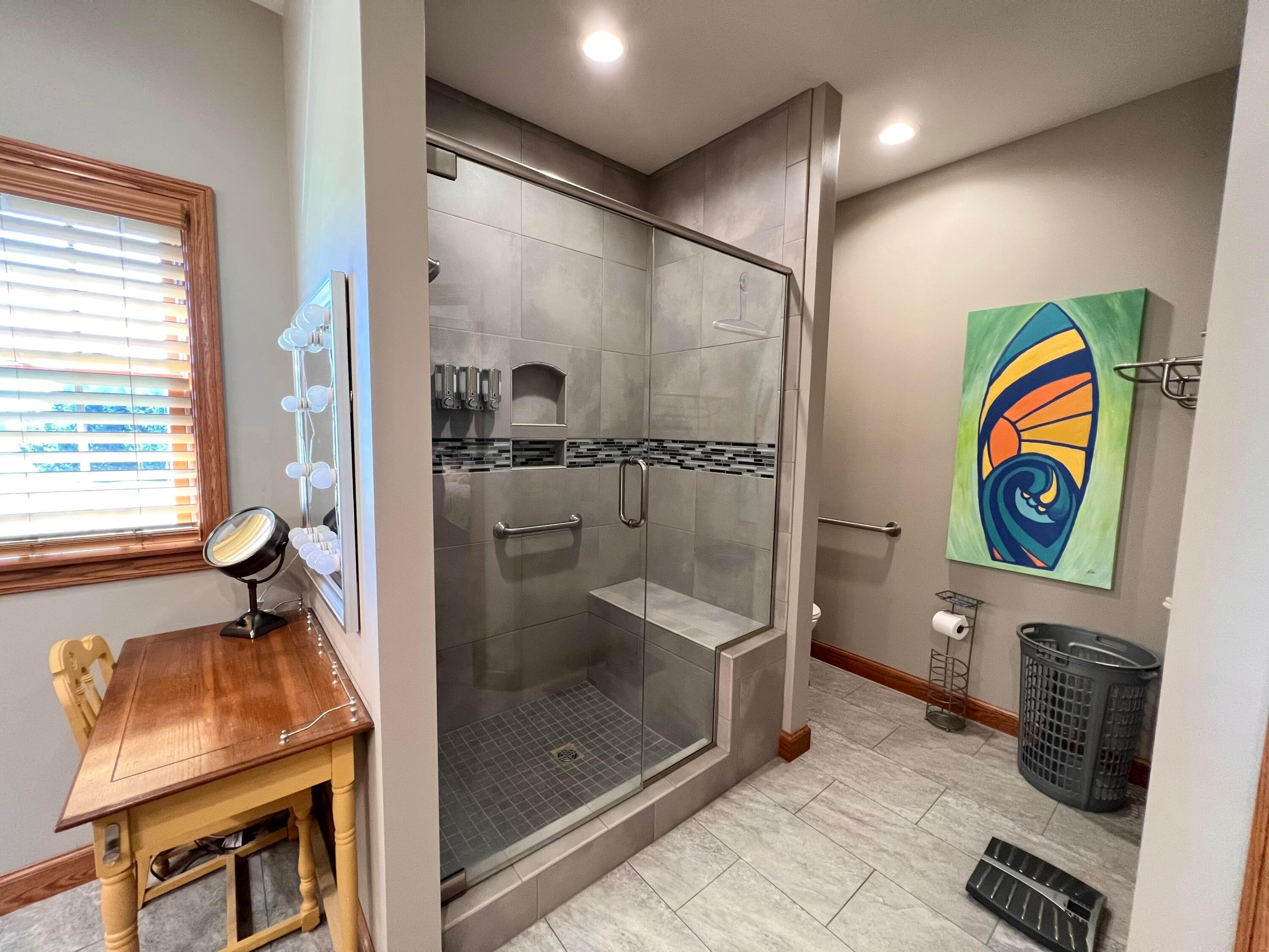 4387 Mahar Road Springfield, OH 45502 - Photo 31 of 71 En suite Private Bath