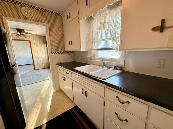 $124,900 | 105 3rd Avenue Northwest, Grand Meadow, MN 55936